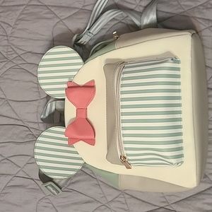 Bioworld Minnie Mouse mini backpack